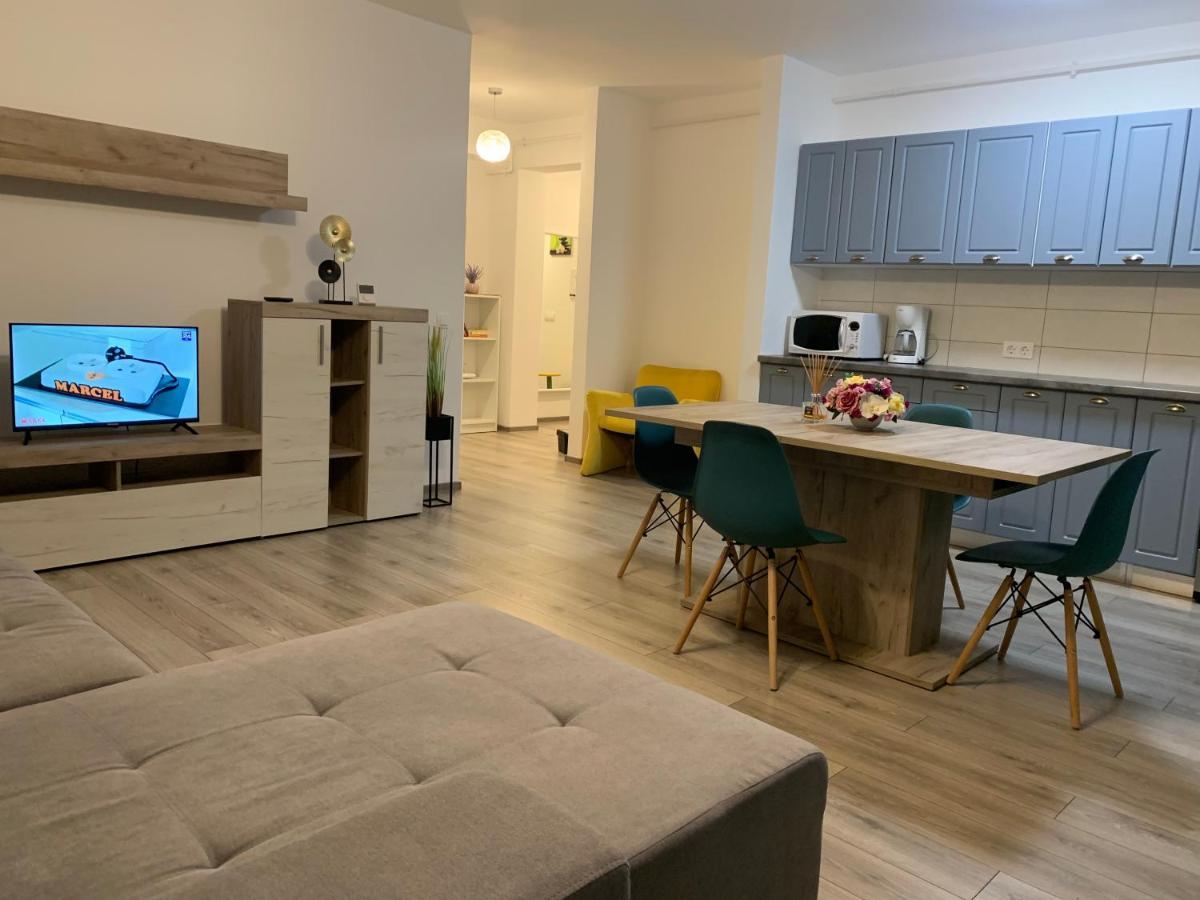 شقة Târgu-Mureş  في Apartament Sara المظهر الخارجي الصورة